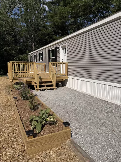 22 Martin Rd, Deering, NH 03244