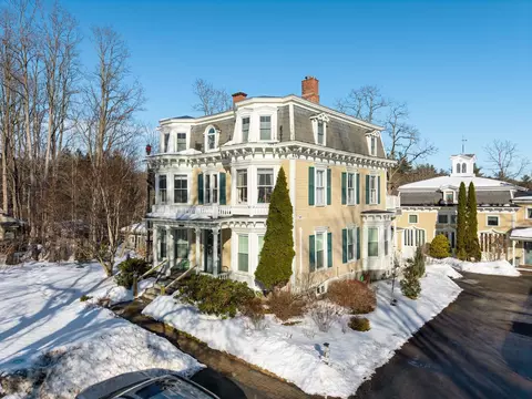 106 Main St #5, Putney, VT 05346