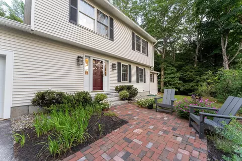 139 Skyline Dr, Moultonborough, NH 03254