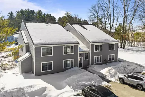 50 Brookside Dr #A7, Exeter, NH 03833