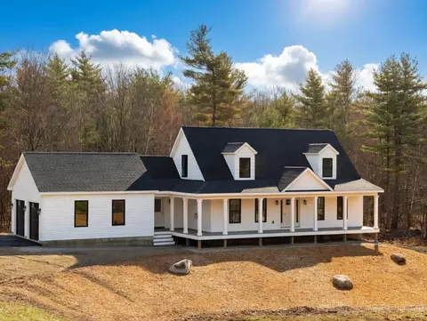 152 Young Rd, Gilford, NH 03249