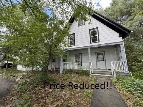 28 High St, Littleton, NH 03561
