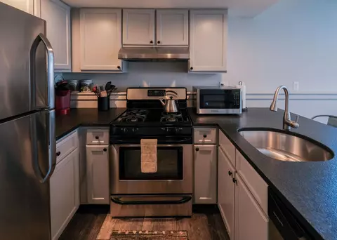 Kitchen - 35 White Loop #B101, Ludlow, VT 05149 photo 1 of 3