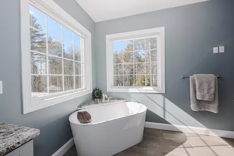18 Highclere Rd, Windham, NH 03087 photo 34