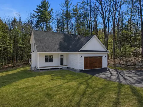 23 Bessie Leavitt Ln, New Boston, NH 03070