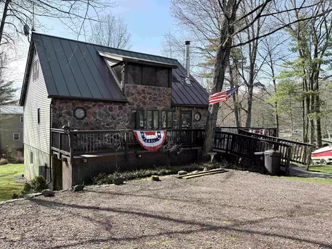 13 Tyminski Ln, Hubbardton, VT 05743
