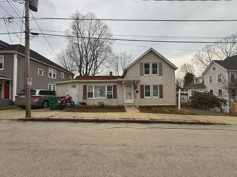 32 Norton St, Nashua, NH 03064