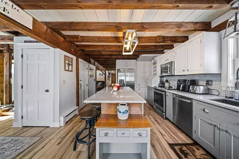 12 Loring Dr, Rochester, NH 03839
