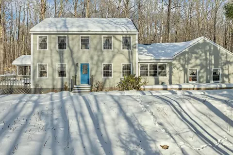9 Birchview Ter, Hanover, NH 03755
