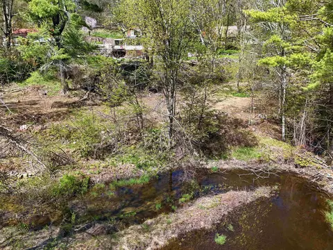 374 Burton Hwy, Wilton, NH 03086