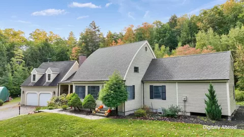 1481 Bennington Rd, Francestown, NH 03043