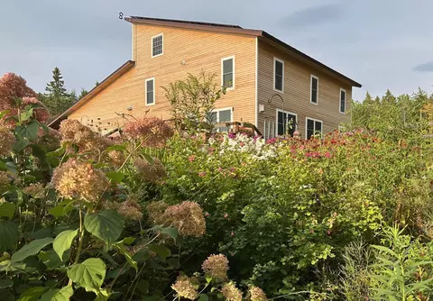 1090 Center Rd # 1, Albany, VT 05820