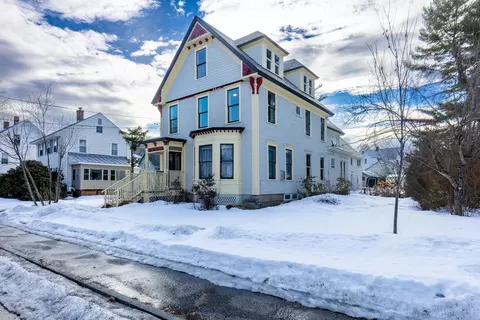 10 Abbott St, Lebanon, NH 03766