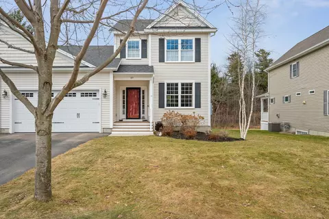 49 Waterlefe Way #10, Colchester, VT 05446