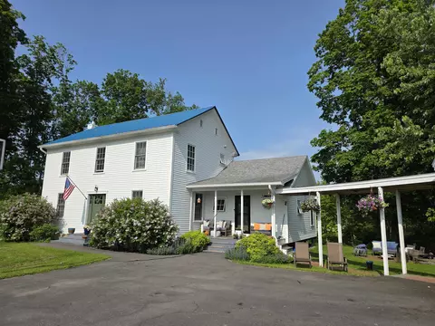 896 East Rd, Colchester, VT 05446