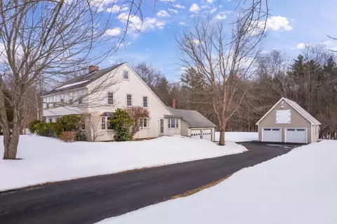 6 Meloon Rd, Greenland, NH 03840