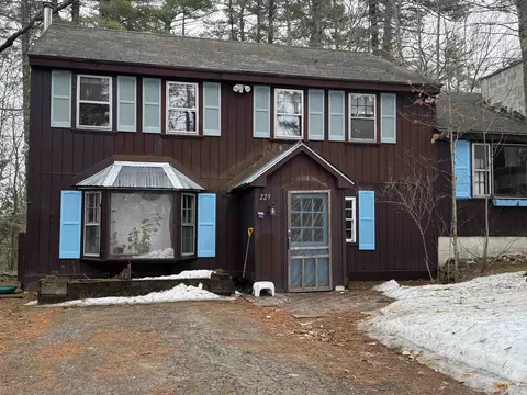229 Tasker Hill Rd, Conway, NH 03818
