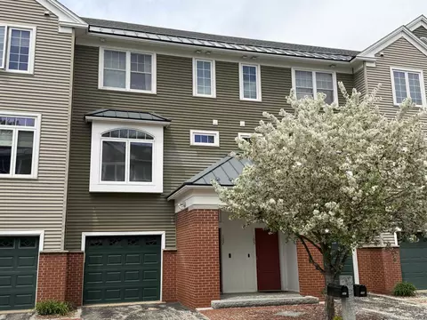 107 Riverwalk Way, Manchester, NH 03101