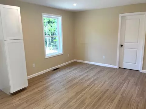 Living - Colonial Circle, Harrison, ME 04040 photo 1 of 2