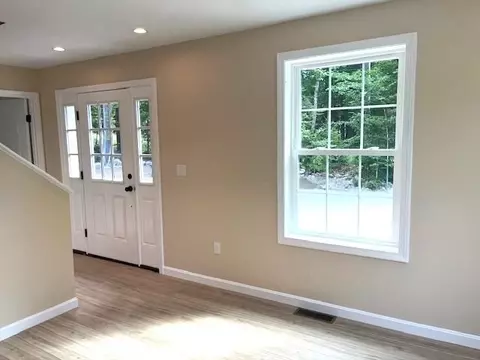 Entry Way - Colonial Circle, Harrison, ME 04040 photo 1 of 1