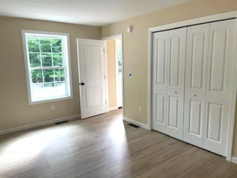 Bedroom - Colonial Circle, Harrison, ME 04040 photo 1 of 1
