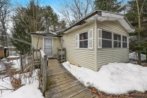 178 Taylor St, Milton, VT 05468