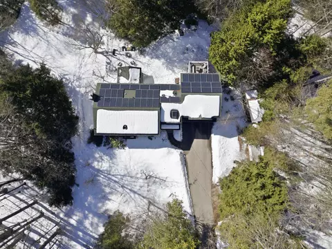 26 Jonathan Ln, Bow, NH 03304