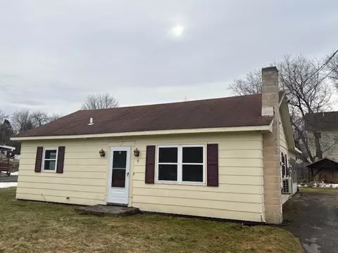 8 Belmont Ave Ext, Rutland, VT 05701