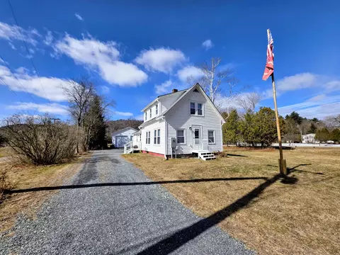 222 Woodsville Rd, Monroe, NH 03771