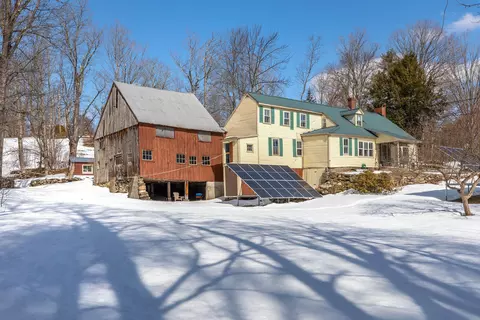 405 Main St, Wardsboro, VT 05355