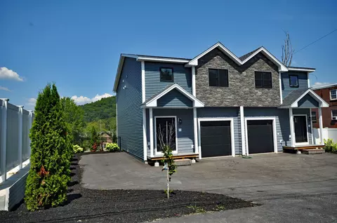 40 B Beech St #B, Bristol, NH 03222