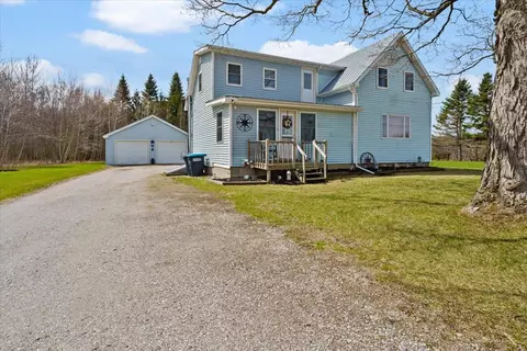 1346 Bridge Rd, North Hero, VT 05474