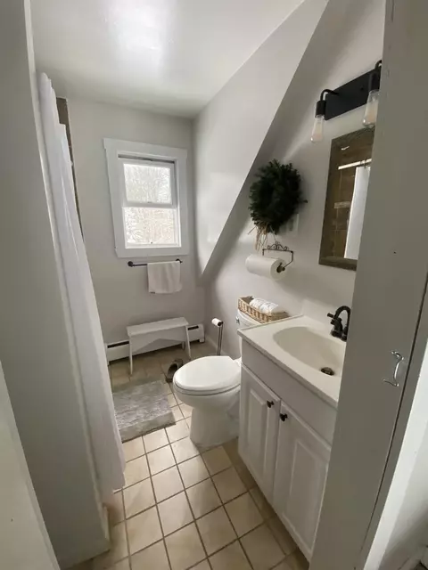 Bath - 15 Bills Rd, Stratton, VT 05360 photo 2 of 4