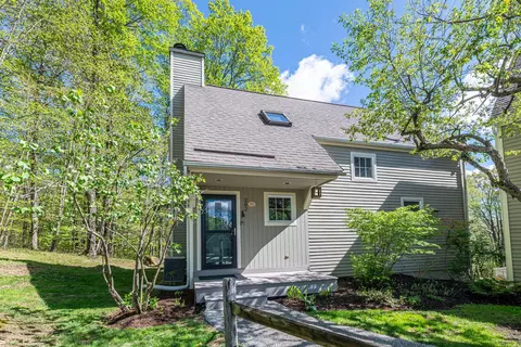 202 Eagle Rise Rd #16, Manchester, VT 05255