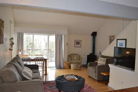 105 Williams Ln #C, Quechee, VT 05059