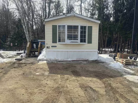 82 Sunset Cir, Campton, NH 03223