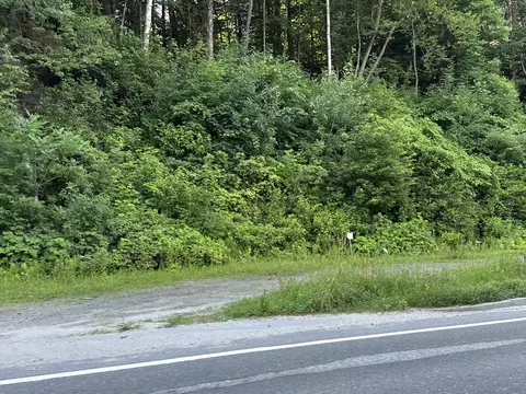 277 S Main St, Stowe, VT 05672