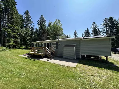 26 Dalton Rd, Pittsburg, NH 03592