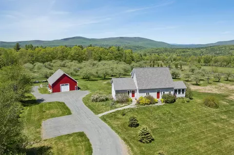 118 Sawyer Hill Rd, Canaan, NH 03741