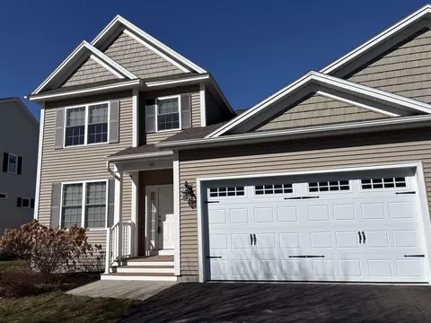 65 Waterlefe Way, Colchester, VT 05446