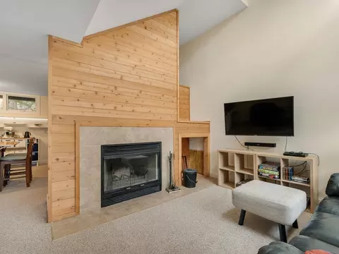 132 Grand Hollow Rd #15, Warren, VT 05674