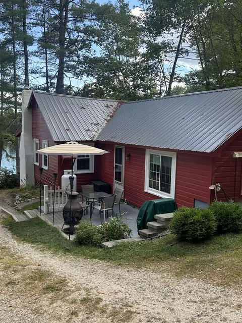 748 Plains Rd, Silver Lake, NH 03875
