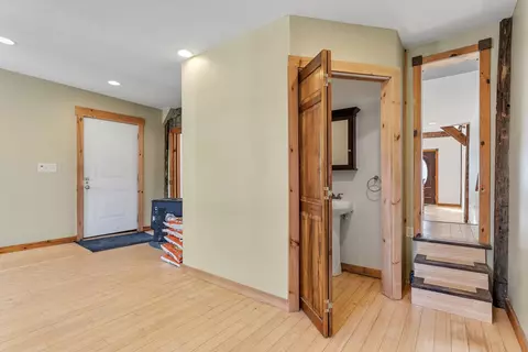 Entry Way - 53 Main St, Plainfield, VT 05667 photo 4 of 10