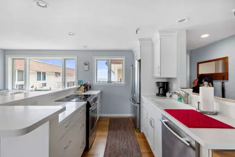 Kitchen - 407 Ocean Blvd #B11, Hampton, NH 03842 photo 2 of 4