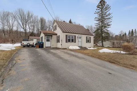 62 Washington Rd, Orange, VT 05641