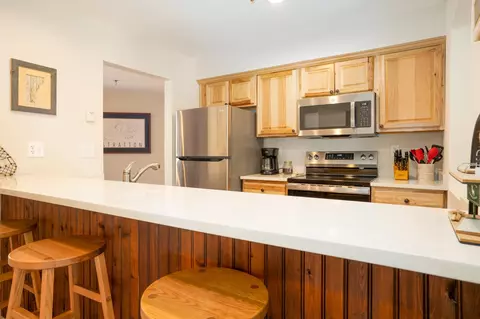 Kitchen - 49 High Point Dr #A-14, Stratton, VT 05360 photo 3 of 4