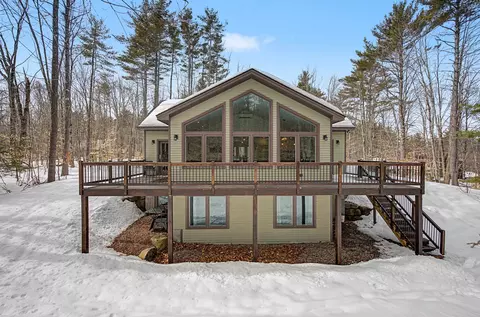 297 Nutting Rd, Sunapee, NH 03782