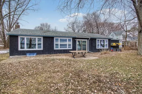 87 Jayview Rd, Swanton, VT 05488