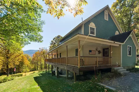 117 Horseshoe Dr, West Windsor, VT 05089