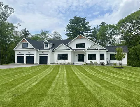 12 Little River Rd UNIT 7, Exeter, NH 03833